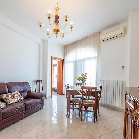 Apartman Nacci White By Rentbeat *