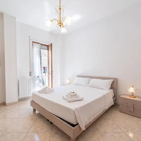 Nacci White By Rentbeat *